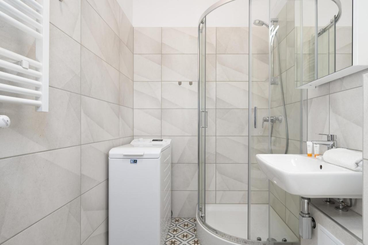 Cosy Studios Gasiorowskich By The Wilson Park By Noclegi Renters Poznań Eksteriør billede